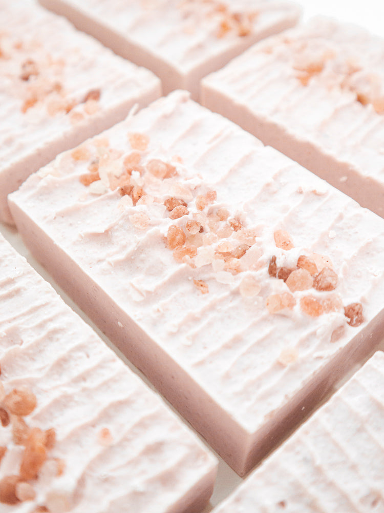 PINK CLAY SALT BAR - BODYSLICK